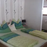 Haus Hildegard Гостьовий будинок Нойштіфт-ім-Штубайталь