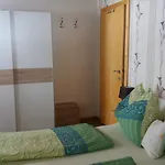 Гостьовий будинок Haus Hildegard Нойштіфт-ім-Штубайталь